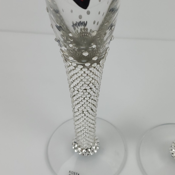 Kosta Boda Bride/Groom Crystal Set of 2 Flutes - Picture 7 of 8